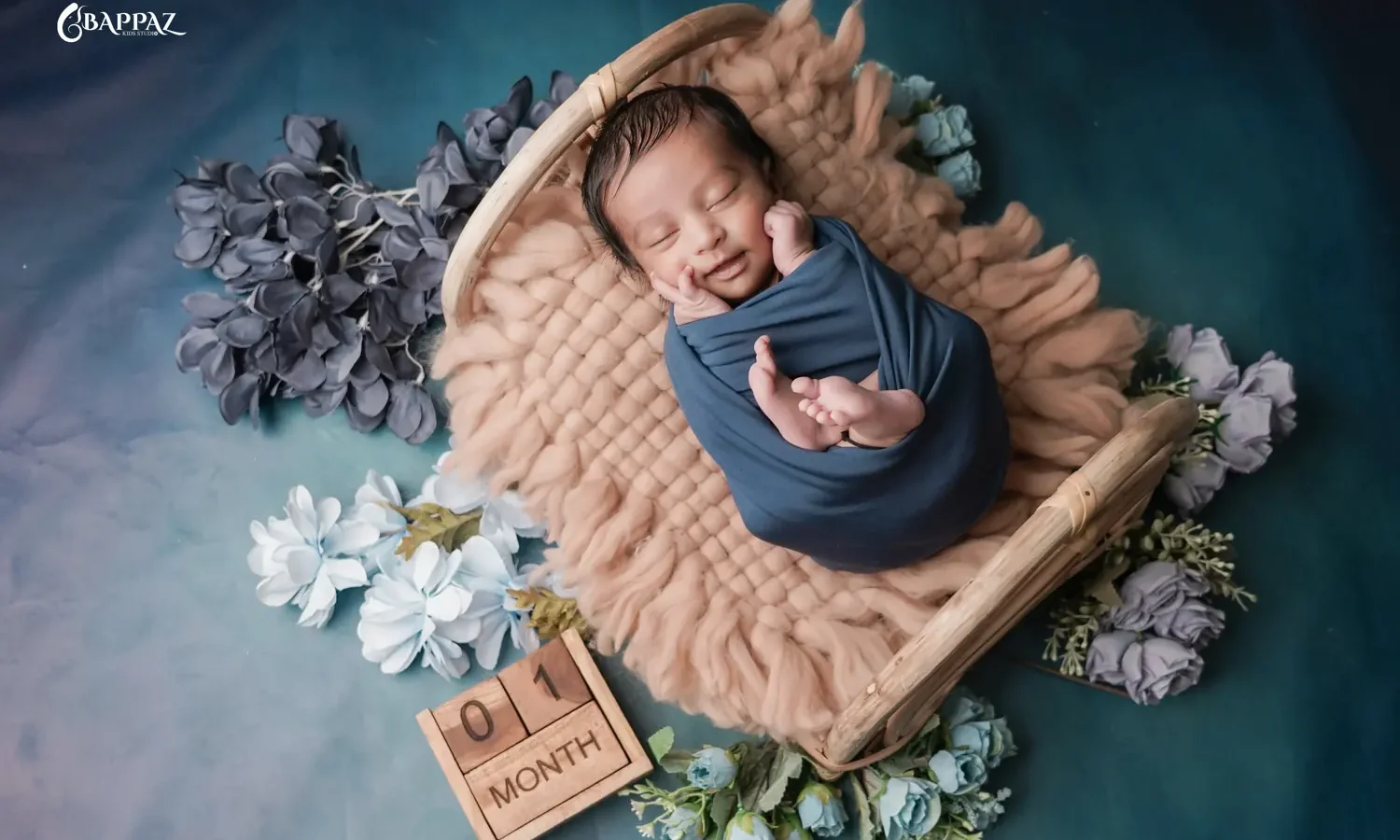 Newborn baby photography in Ahmedabad at Bappaz Kids Studio, session 10